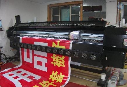  凤冈喷绘广告分辨率是多少？